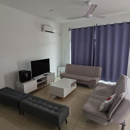 Desaru Happy Guest House D Εξωτερικό φωτογραφία