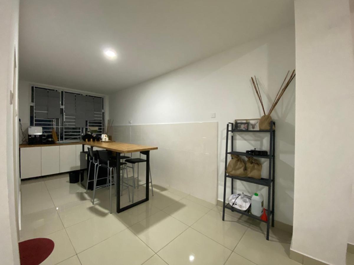 Desaru Happy Guest House D Εξωτερικό φωτογραφία
